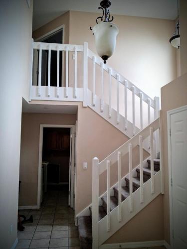 Spacious Private Pool, Pool Table, a Private Oasis in Riverview (FL)