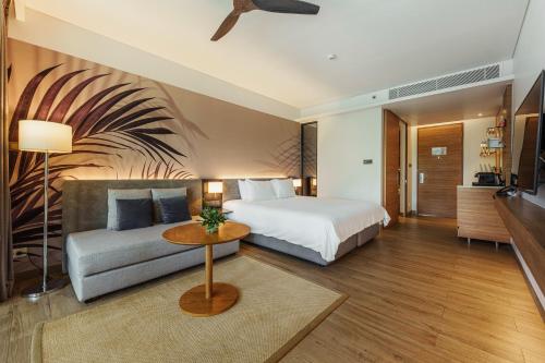 room detail thumbnail 1