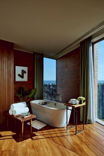 設施, 峇里島波塔頭德薩 (Desa Potato Head Bali) in 水明漾