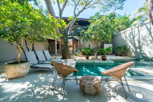 Welcome to Paradise - Luxurious 2 Bedroom Oasis with Pool and Lush Tropical Garden - Puerto Vallarta