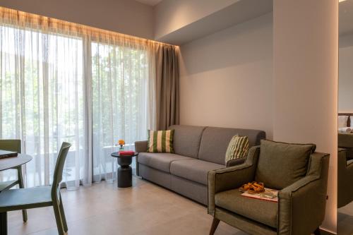 CENTRO Suites 2