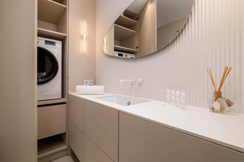 Nowoczesny Apartament w Katowicach z Balkonem w Pobliżu Spodka by Noclegi Renters - image 4