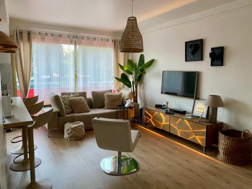 Appart pour 4 pers près de Cannes proche commerces wifi rapide