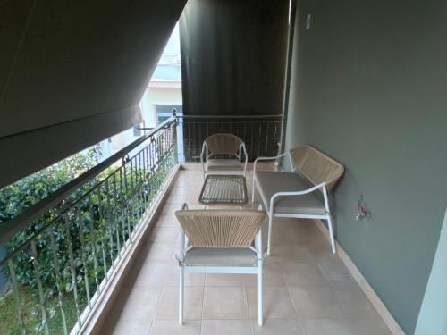 RYB Colour Apartment in Terpsi