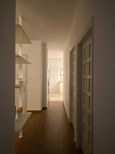RYB Colour Apartment in Terpsi