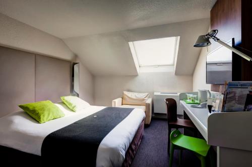 Campanile Evry Ouest - Corbeil Essonnes - image 7