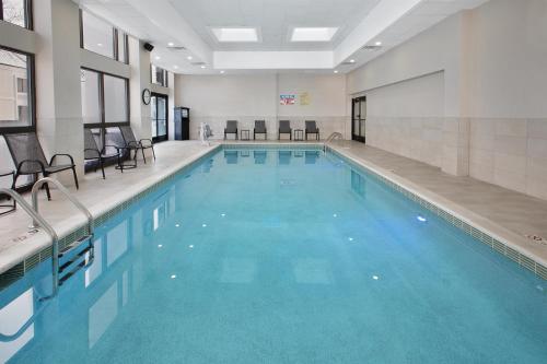 DoubleTree by Hilton Hotel Detroit Novi in Novi, USA