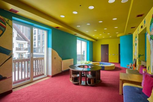 คลับสำหรับเด็ก, Goral Hotel & Spa in โปลยานึตสยา