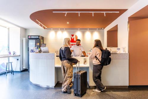 Előcsarnok, MEININGER Hotel Berlin Mitte near Természettudományi Múzeum