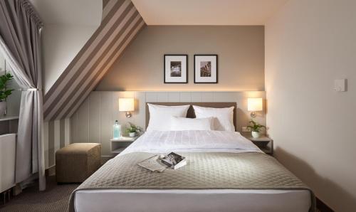 Sachsenpark-Hotel - main image