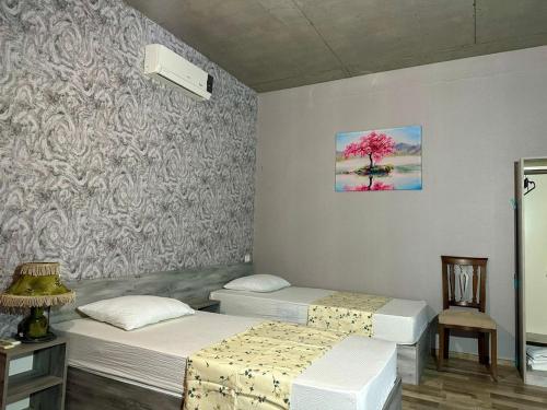 2 double beds, 2 twin beds