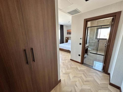 Plaza Residence - image 2
