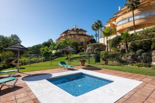 Beautiful 2 bedroms apartment located in Elviria Hills - image 3