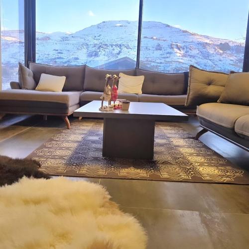 Farayayellowstone 1 bedroom with panoramic mountain view fit 4 in Faraya