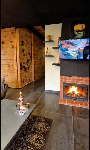 Farayayellowstone 1 bedroom with Cheminée (Farayayellowstone 1 bedroom with Cheminee) in Faraya