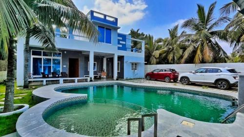 Villa De Aqua ECR 1 with Private Pool and Beach Escape in Kuvattur