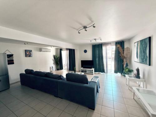 Sleeps 5