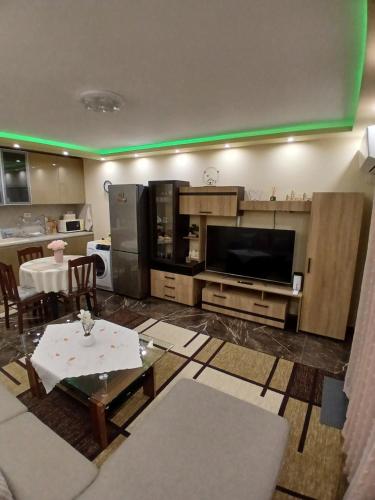 Estrella Apartment in Veļingrada