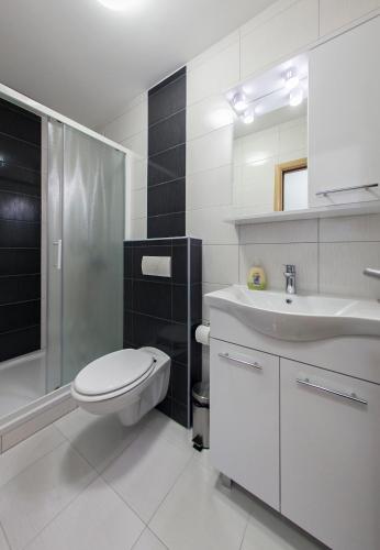  Villa Klara Guest House in Baška Voda