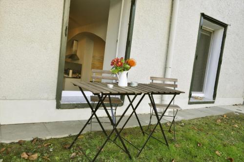 Ferienwohnung im Univiertel mit Garten