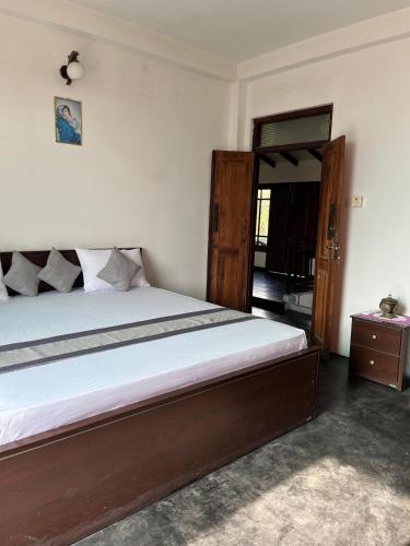 Rock House Villa in باليكيلي