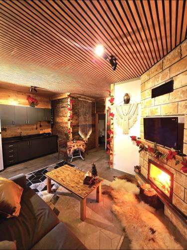 3 bedrooms Chalet with 2 living room &chéminée (3 bedrooms Chalet with 2 living room &cheminee) in 파라야