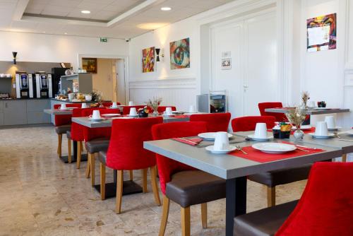 餐飲選擇, Hotel Le Cercle in 瑟堡奧克特維爾市中心