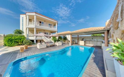 Marilyn Manor, Exclusive Hideway, By ThinkVilla - Crete