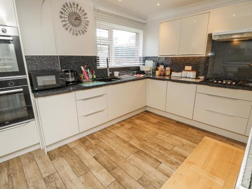 Exterior view, Red Brick Haven in Whippingham and Osborne