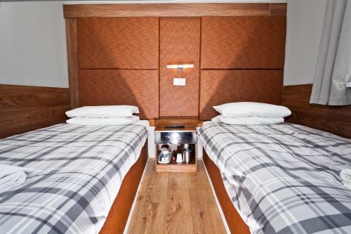 Hansen Hotel & Hostel