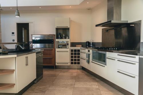Kitchen, Chateau La Voute in Saint-Etienne-de-Lisse