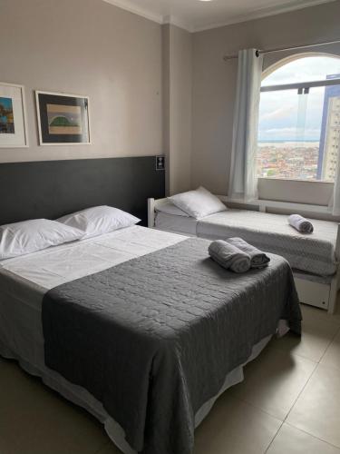 1 double bed, 1 twin bed