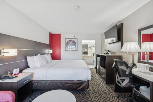 Ramada by Wyndham Temple Terrace/Tampa North in Temple Terrace