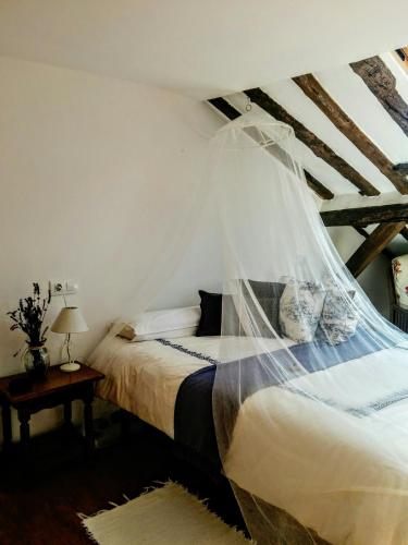 1 double bed