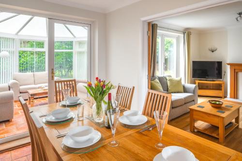 Iekārtas, Swift Host - Watermeadow - Sleeps 5 - Parking - Garden - Dereham in Elsinga
