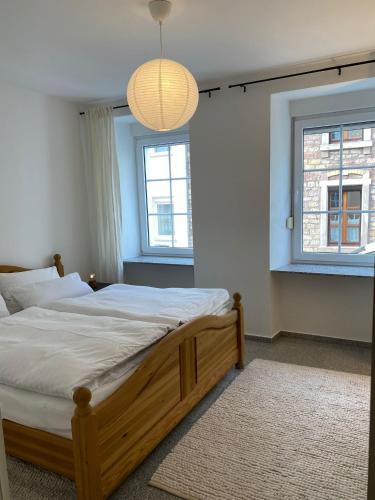 4-Zimmer-Apartment-Saarbrücken-Ost für privat und geschäftlich Reisende in Saarbrücken, Deutschland