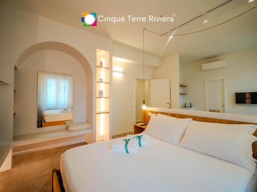 Isabella Boutique Rooms - image 2
