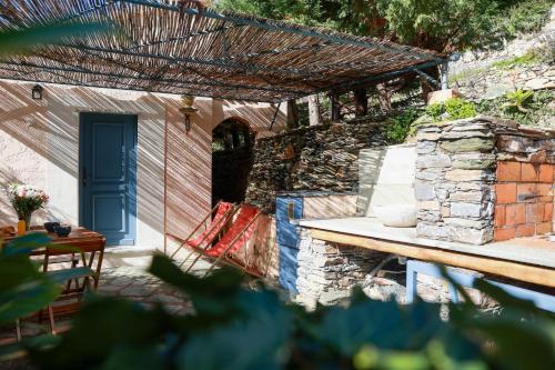 Iekārtas, Les Terrasses du Maquis in Olmeta-di-Capocorso