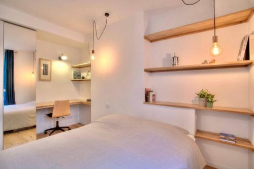 Elegant and comfortable apartment in Paris 17th arrondissement - image 2