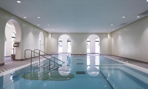 Au Petit Chateau les Bains a Thermen Morvan in Moulins-Engilbert