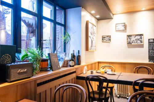 Restaurant, La Petite Auberge in Bourg-Saint-Maurice