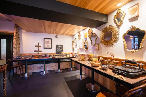 Food and beverages, La Petite Auberge in Bourg-Saint-Maurice