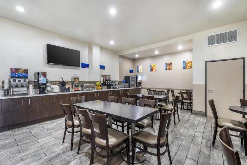 Best Western Airpark Hotel - Los Angeles LAX Airport in Inglewood, USA