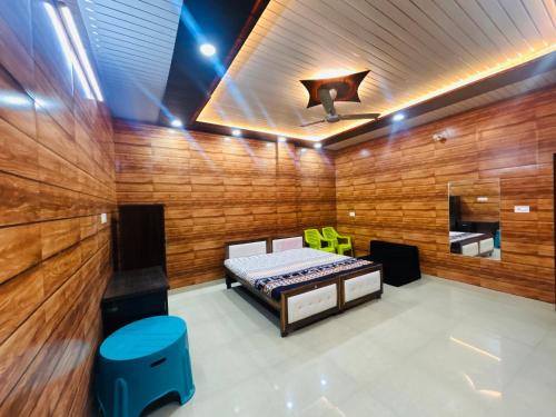 Classic Rooms in Semra