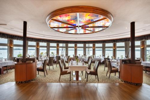 餐廳, 渡口酒店 (Seehotel Fahrhaus) in 巴特茨維什安