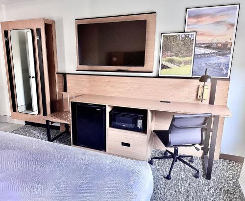 Sleep Inn near Outlets - image 32