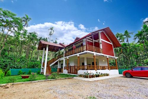 Dadad Gadde Nature Stay - Estate, Home Food, Near to Falls & Sightseeing in Bugadahalli
