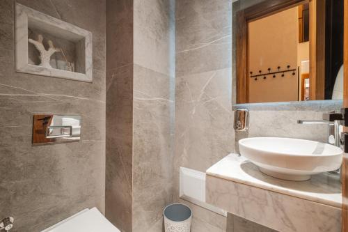 Jacuzzi prive et Duplex Premium en plein Gueliz - image 2