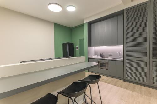 Maison Coral 2BR Apartment In Mar Mikhael - image 13
