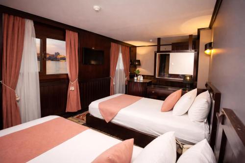 YOU Nile View Hotel - image 13
